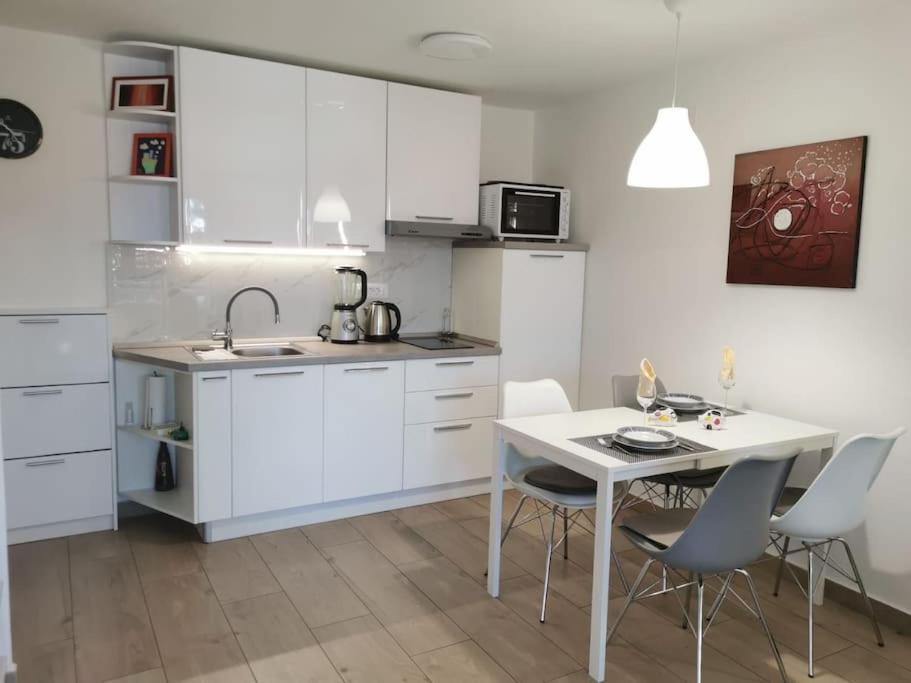 Apartman New Perfect For 2 Abbázia